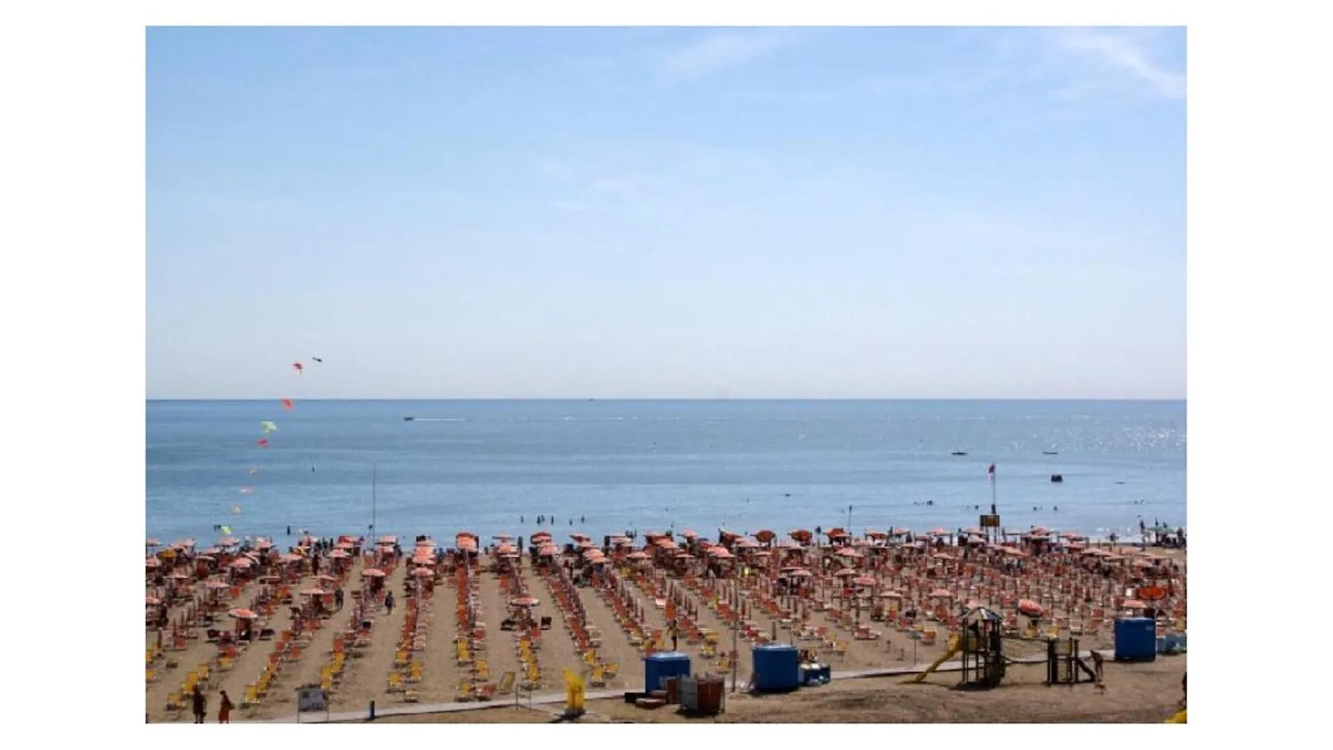 Your Garden Heaven In The Heart Of Lido Dei Pini 比比翁 意大利
